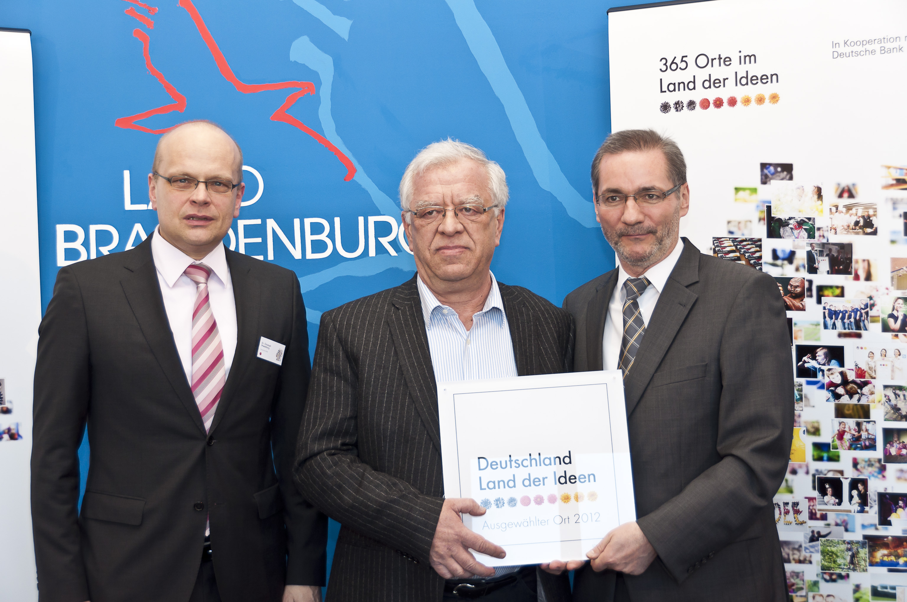 „365 Orte im Land der Ideen“ ist ein Wettbewerb der Standortinitiative „Deutschland – Land der Ideen“, der gemeinsam mit der Deutschen Bank realisiert wird.